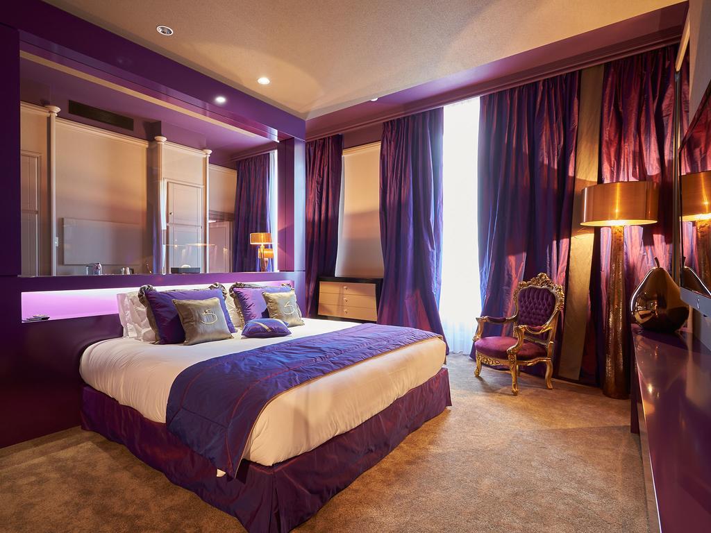 Le Stelsia Resort Saint-Sylvestre-sur-Lot Esterno foto