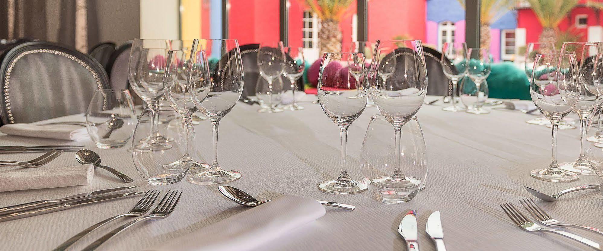 Le Stelsia Resort Saint-Sylvestre-sur-Lot Esterno foto