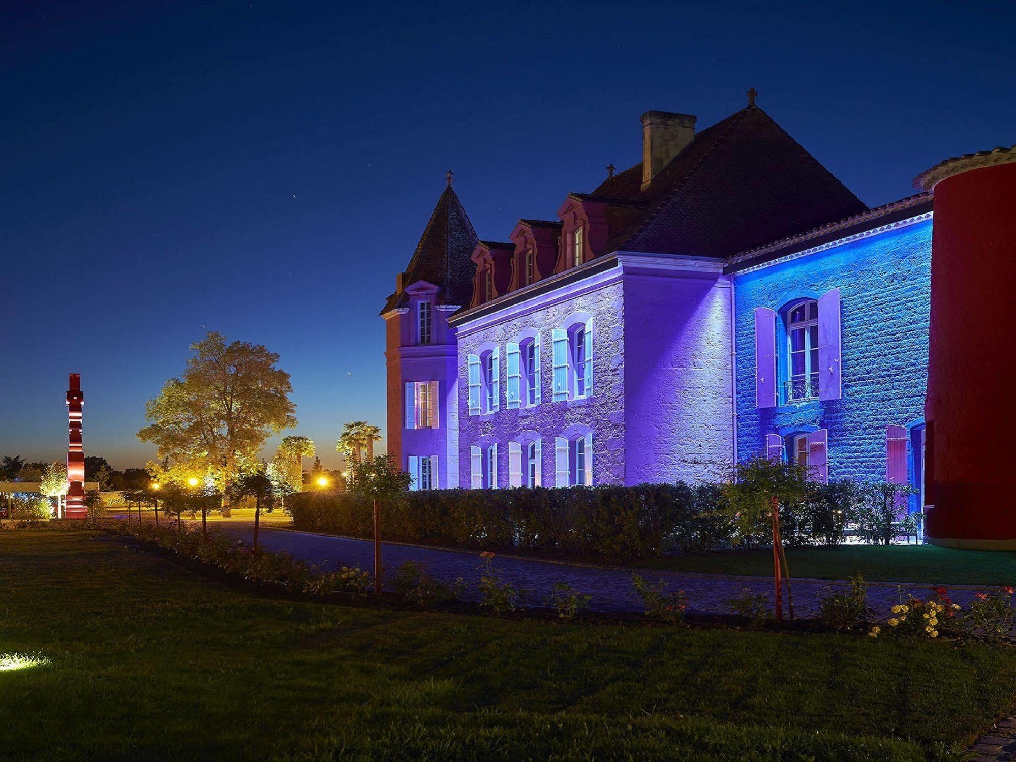 Le Stelsia Resort Saint-Sylvestre-sur-Lot Esterno foto